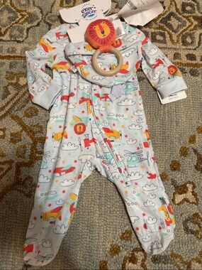 NWT Baby One-Piece Footed Pajamas in Light Blue with Airplane & Lion Print